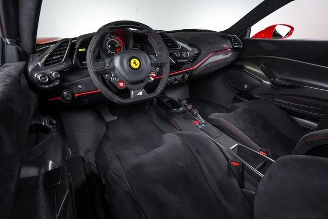2019 Ferrari 488 Pista - Image 30 of 31