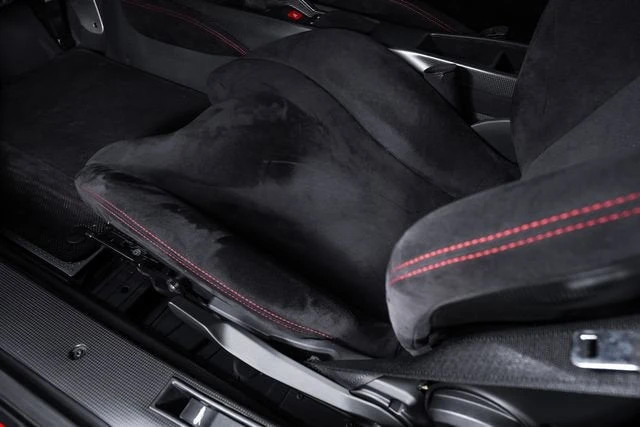 2019 Ferrari 488 Pista - Image 25 of 31