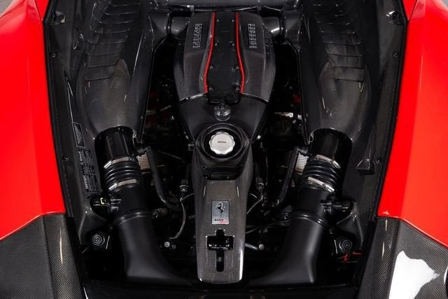 2019 Ferrari 488 Pista - Image 10 of 31