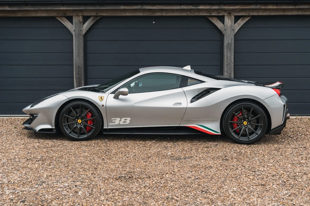 2019 Ferrari 488 Pista - Image 8 of 31