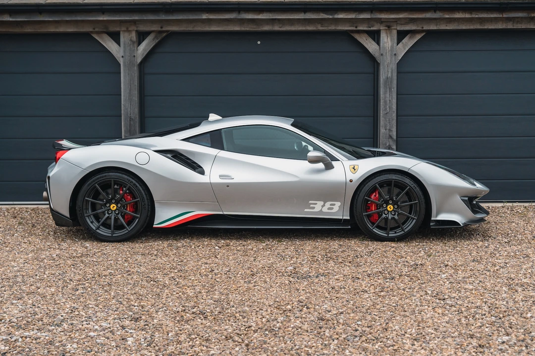 2019 Ferrari 488 Pista - Image 12 of 31