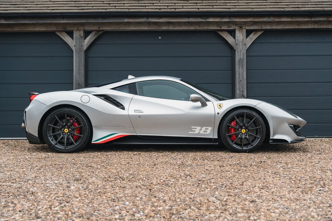 2019 Ferrari 488 Pista - Image 4 of 31