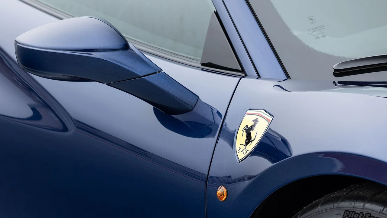 2019 Ferrari 488 Pista - Image 26 of 31