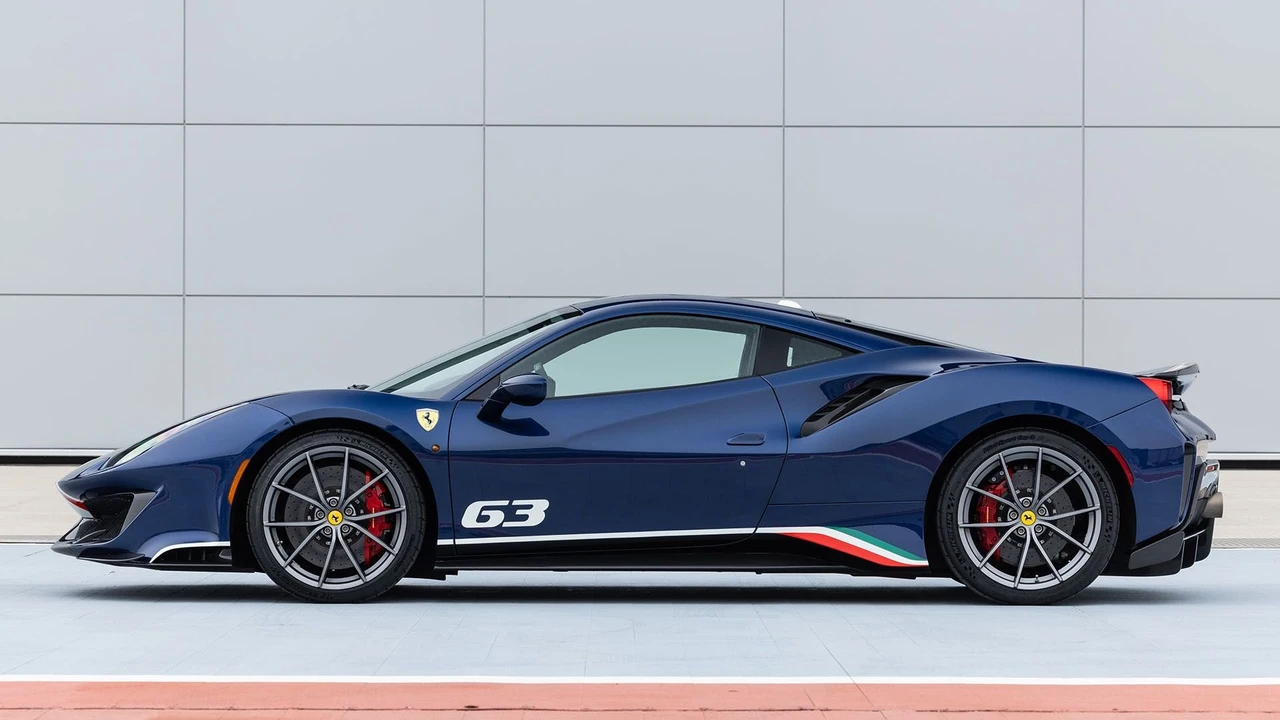 2019 Ferrari 488 Pista - Image 17 of 31