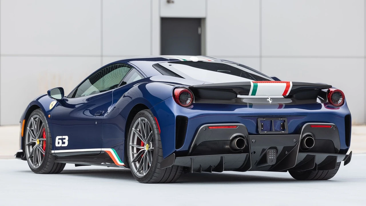 2019 Ferrari 488 Pista - Image 6 of 31