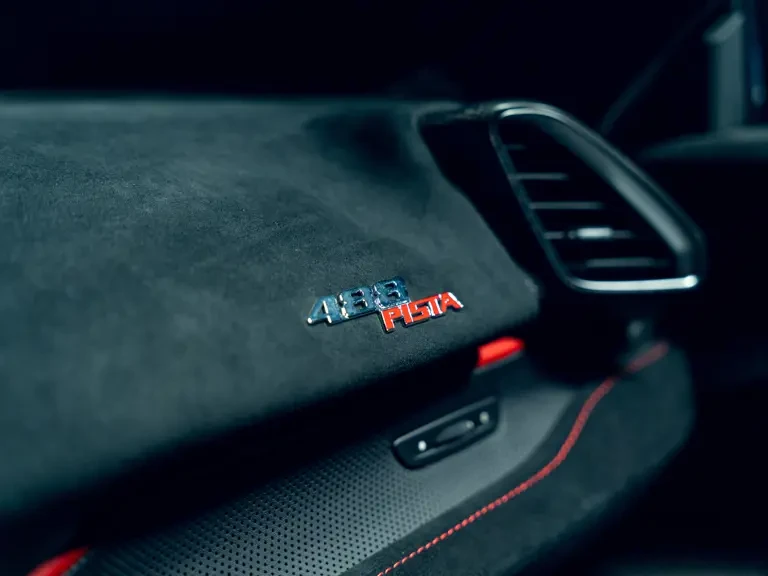 2019 Ferrari 488 Pista - Image 15 of 31