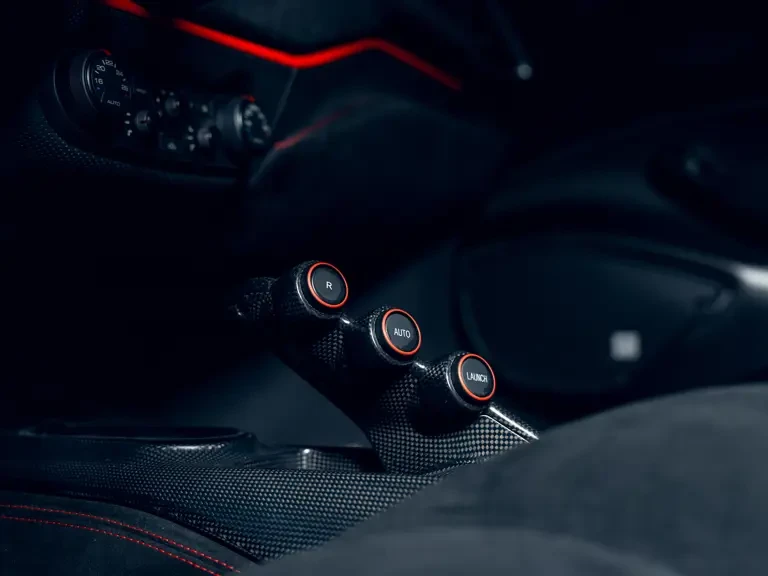 2019 Ferrari 488 Pista - Image 14 of 31