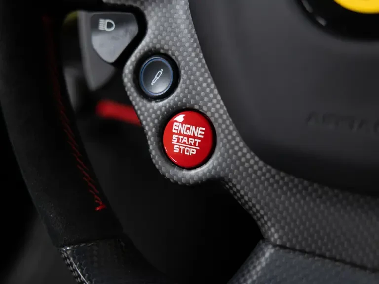 2019 Ferrari 488 Pista - Image 17 of 31