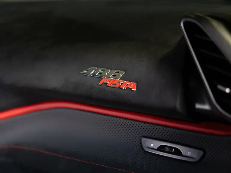 2019 Ferrari 488 Pista - Image 15 of 31