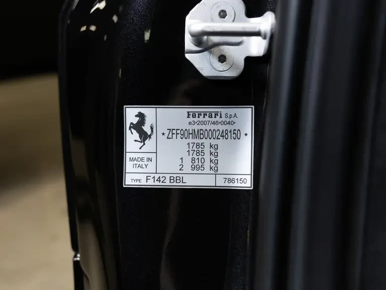 2019 Ferrari 488 Pista - Image 18 of 31