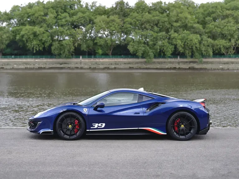 2019 Ferrari 488 Pista - Image 12 of 31