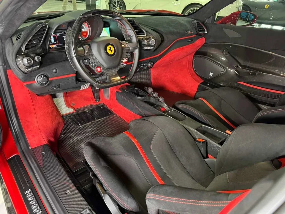 2019 Ferrari 488 Pista - Image 9 of 12