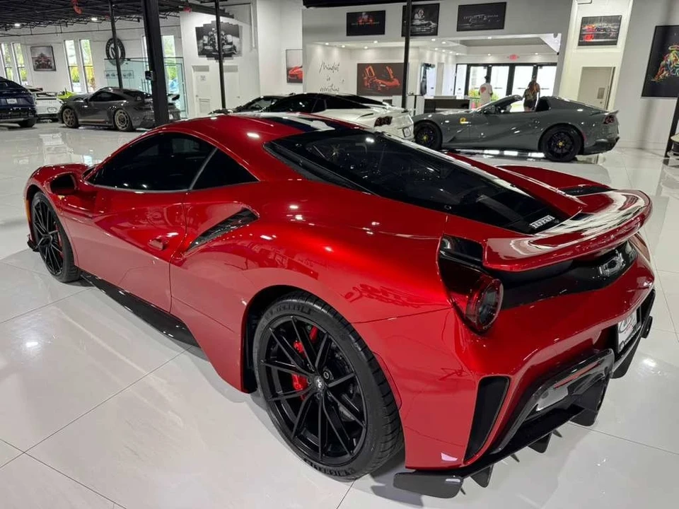 2019 Ferrari 488 Pista - Image 5 of 12