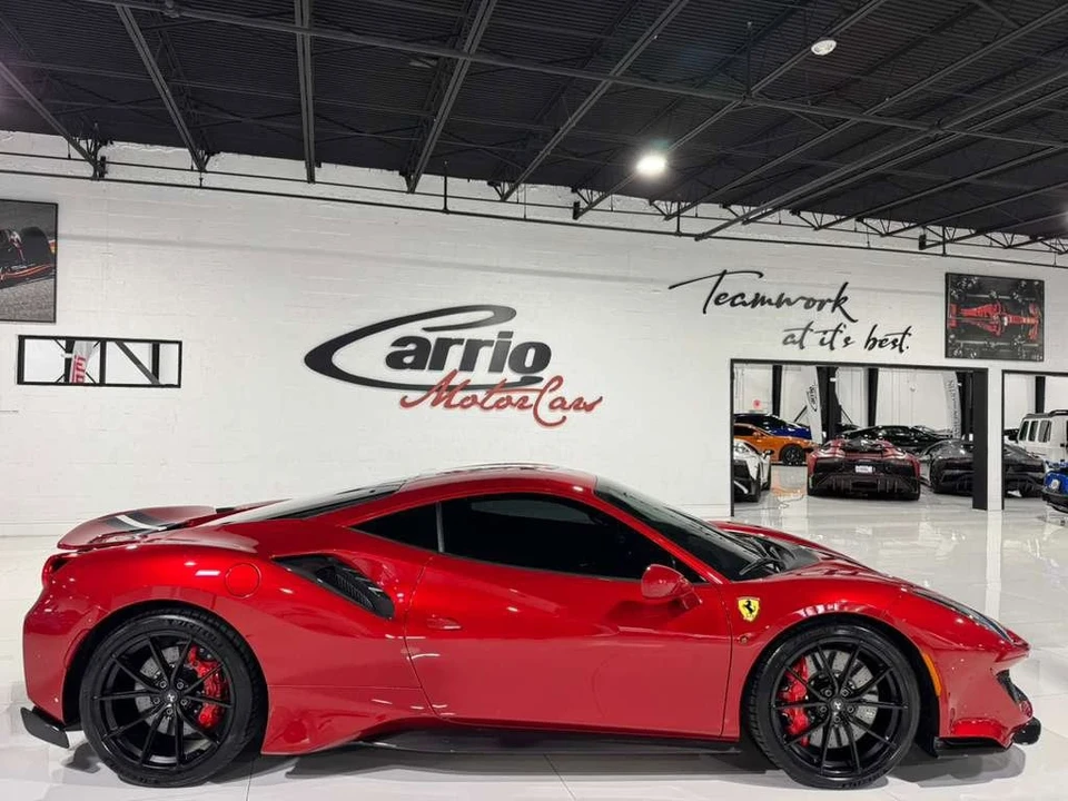 2019 Ferrari 488 Pista - Image 8 of 12