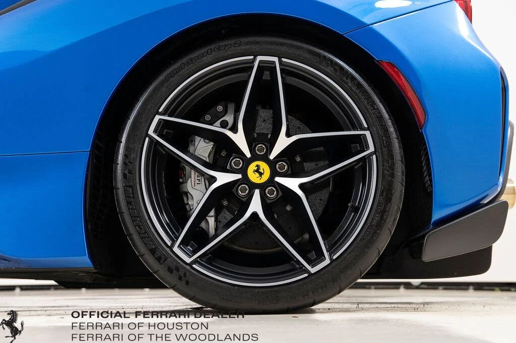 2019 Ferrari 488 Pista Spider - Image 18 of 31