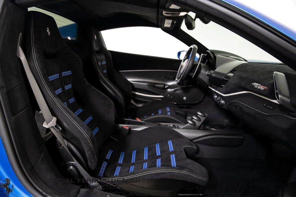 2019 Ferrari 488 Pista Spider - Image 13 of 31