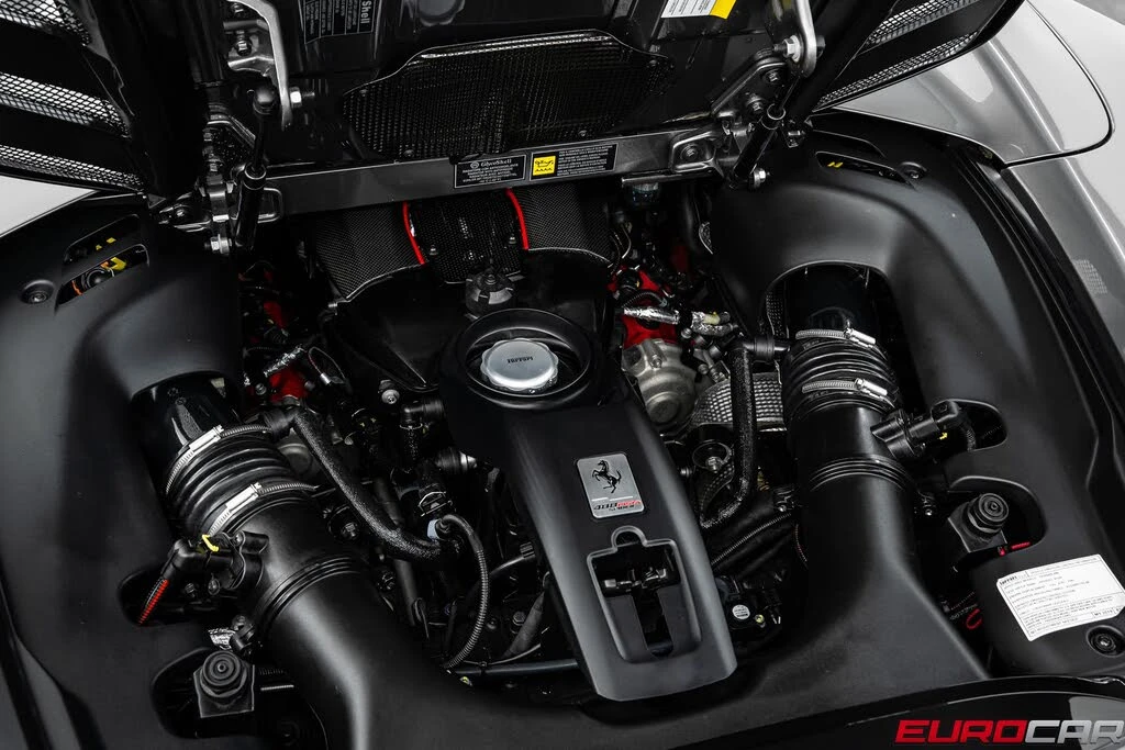 2019 Ferrari 488 Pista Spider - Image 29 of 31