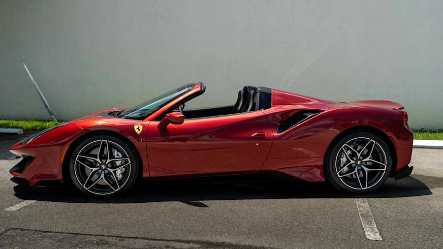 2019 Ferrari 488 Pista Spider - Image 13 of 31