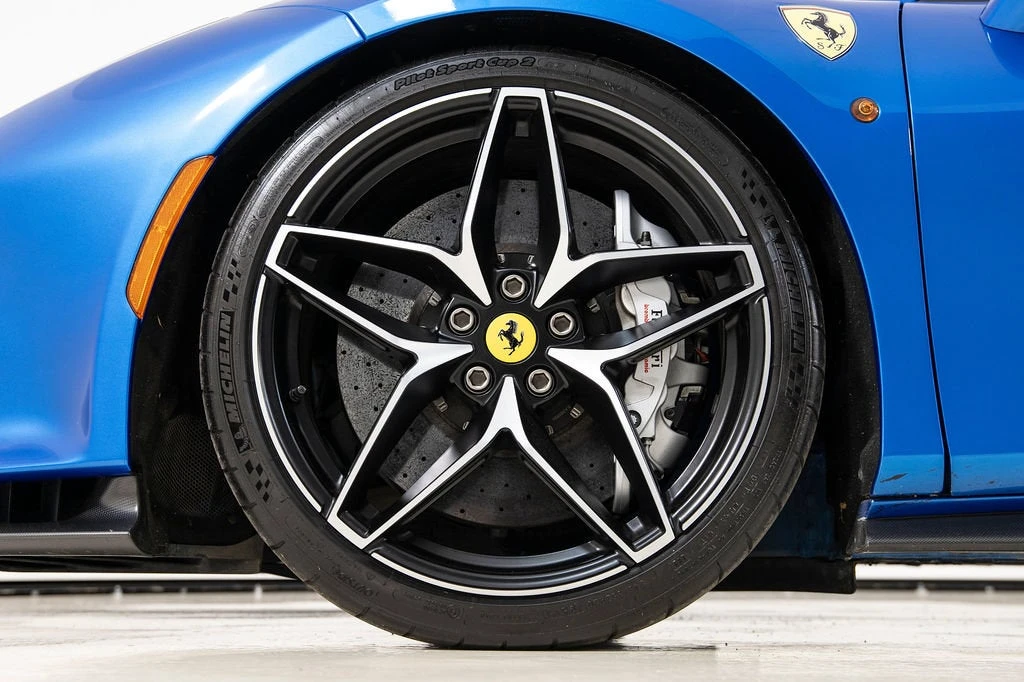 2019 Ferrari 488 Pista Spider - Image 17 of 31