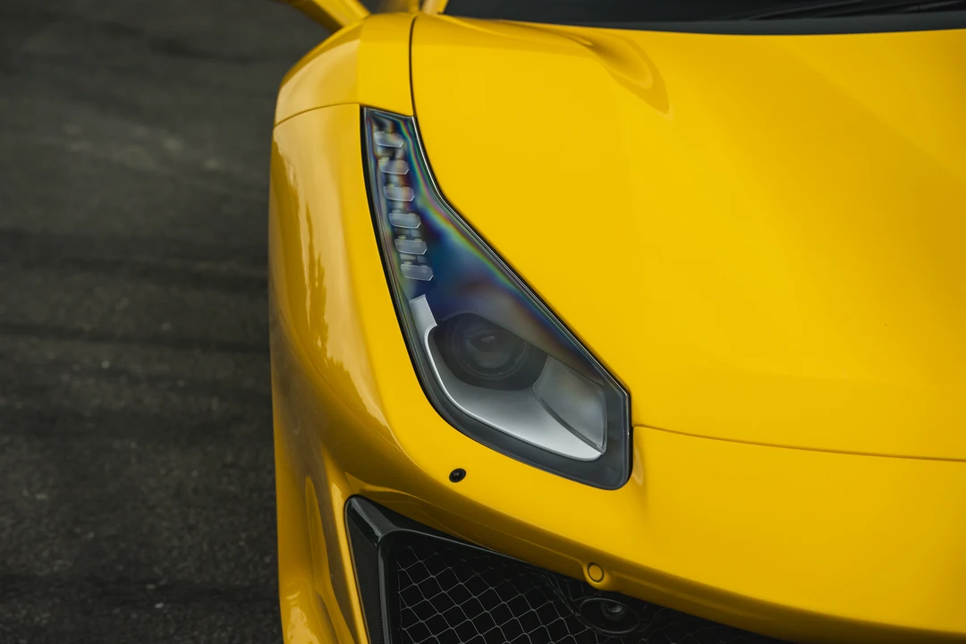 2019 Ferrari 488 Pista - Image 18 of 31