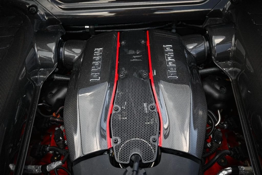 2019 Ferrari 488 Pista - Image 20 of 31