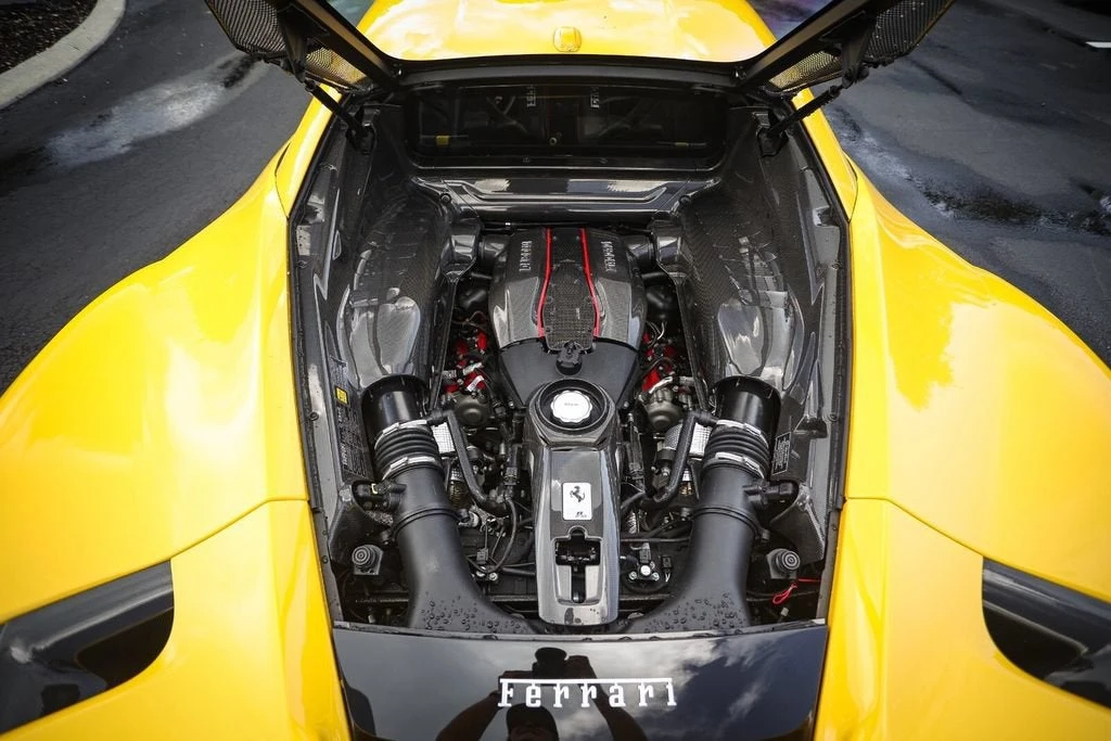 2019 Ferrari 488 Pista - Image 19 of 31