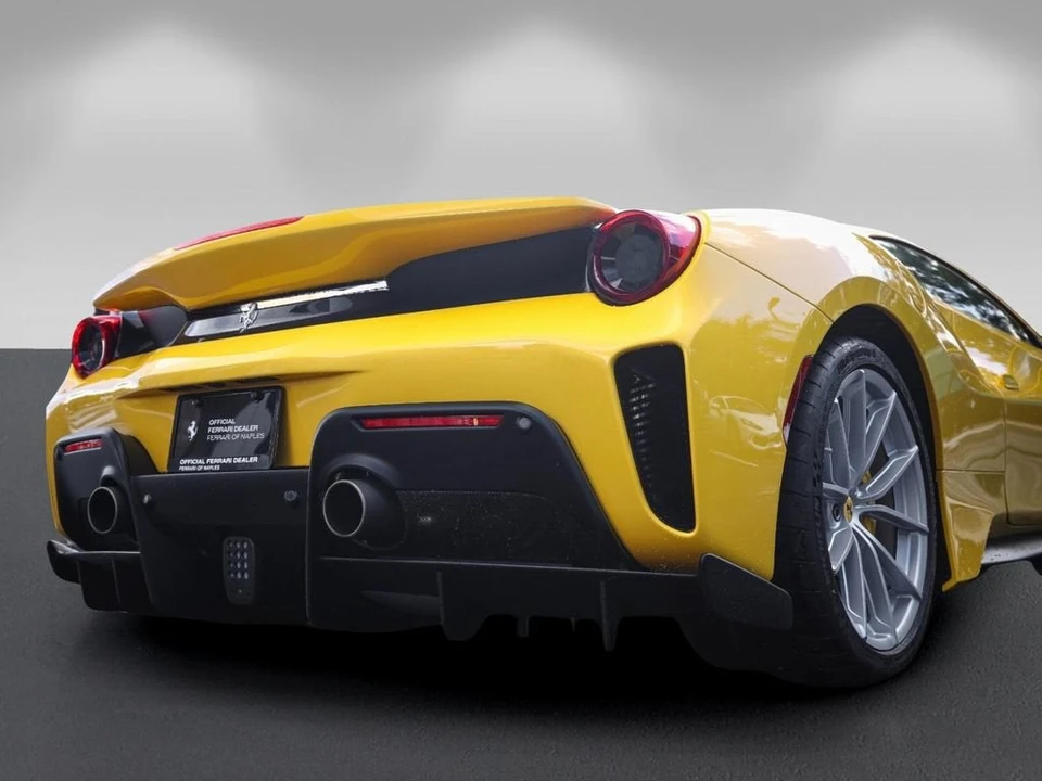 2019 Ferrari 488 Pista - Image 14 of 31