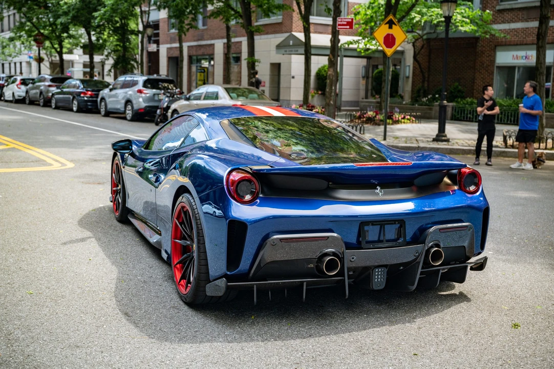 2019 Ferrari 488 Pista - Image 6 of 31