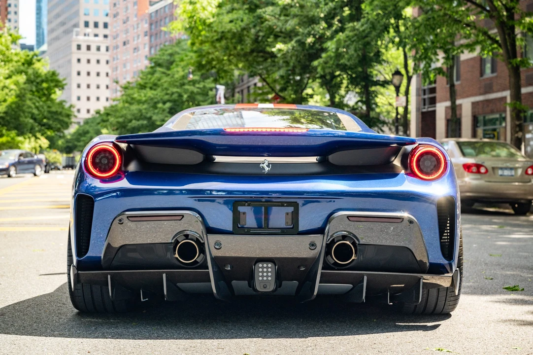 2019 Ferrari 488 Pista - Image 7 of 31