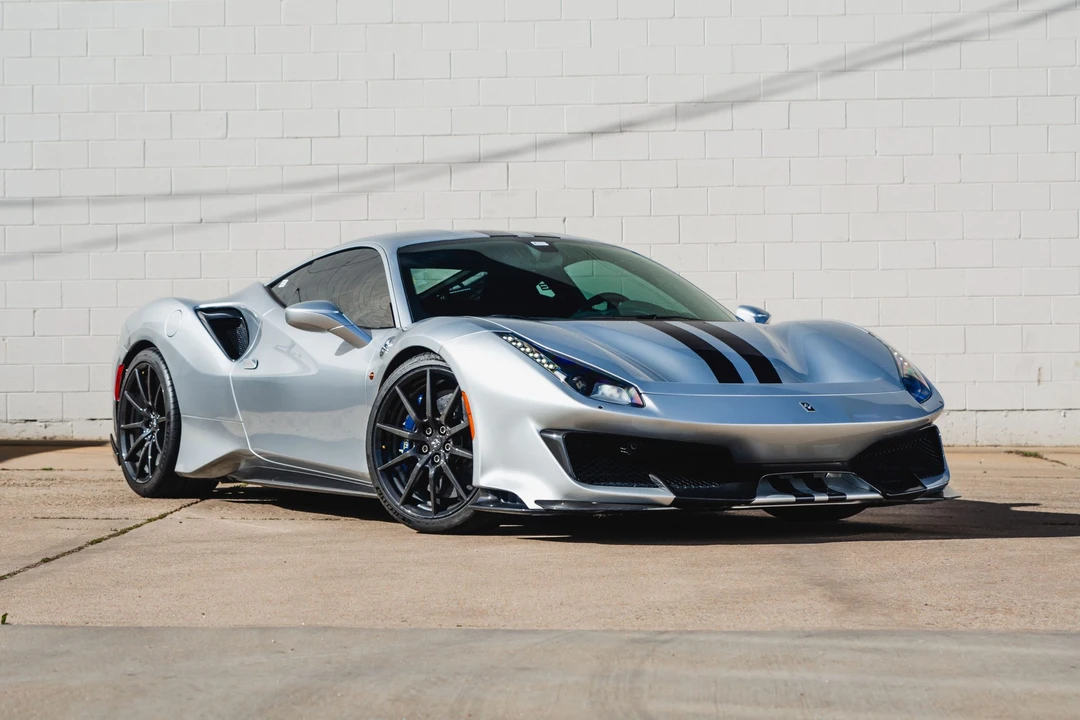2019 Ferrari 488 Pista - Image 16 of 31