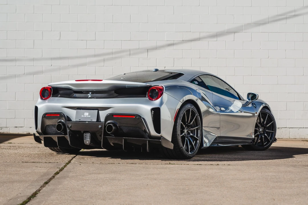2019 Ferrari 488 Pista - Image 25 of 31