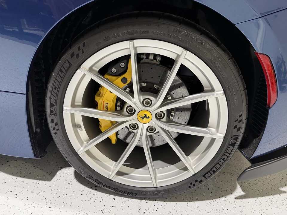 2019 Ferrari 488 Pista - Image 23 of 31