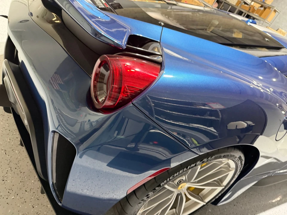 2019 Ferrari 488 Pista - Image 17 of 31