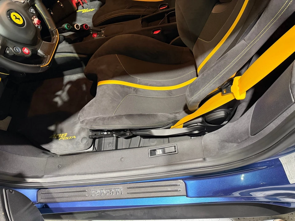 2019 Ferrari 488 Pista - Image 28 of 31