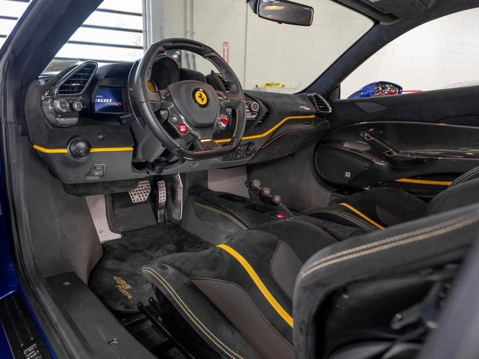 2019 Ferrari 488 Pista - Image 20 of 31
