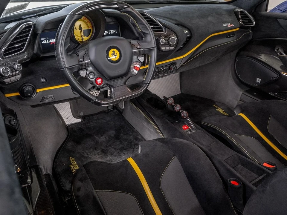 2019 Ferrari 488 Pista - Image 23 of 31