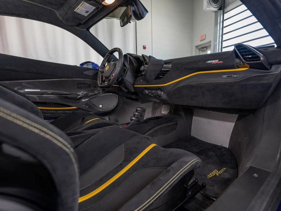 2019 Ferrari 488 Pista - Image 18 of 31