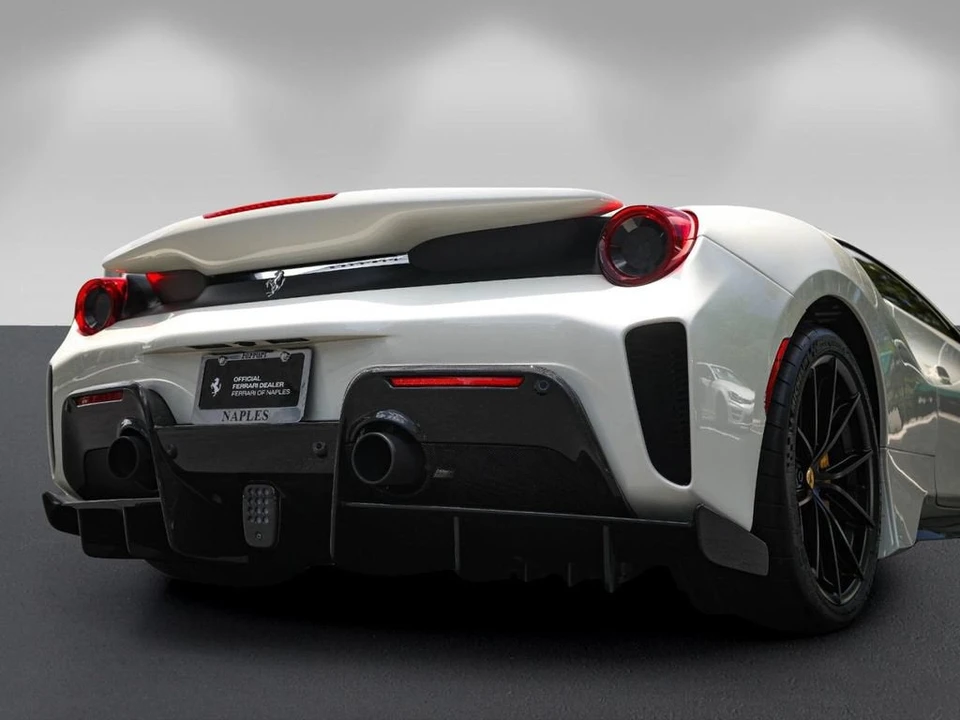 2019 Ferrari 488 Pista - Image 18 of 31