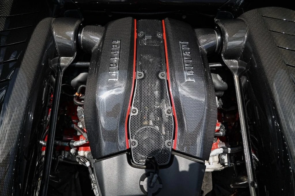 2019 Ferrari 488 Pista - Image 27 of 31