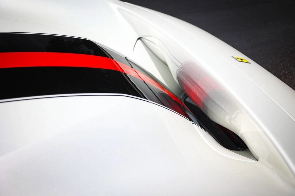 2019 Ferrari 488 Pista - Image 13 of 31