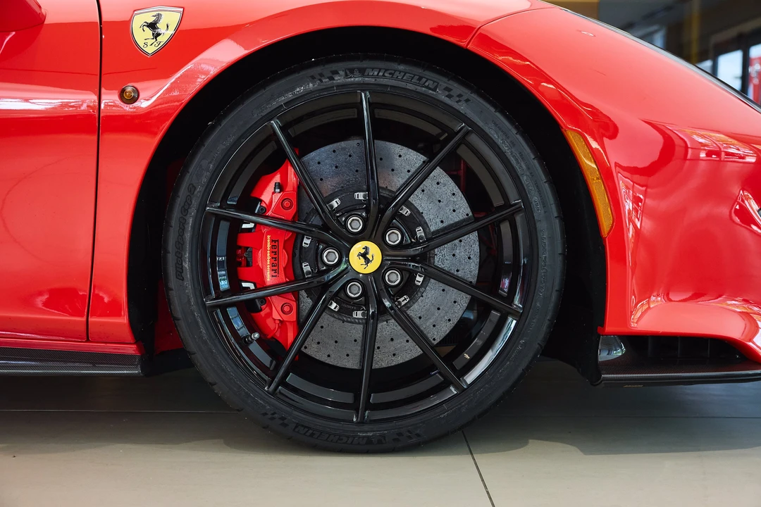 2019 Ferrari 488 Pista - Image 11 of 31