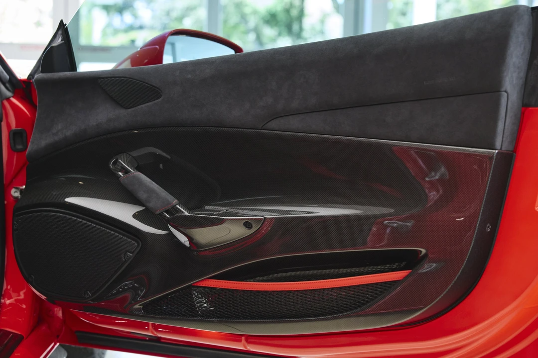 2019 Ferrari 488 Pista - Image 24 of 31