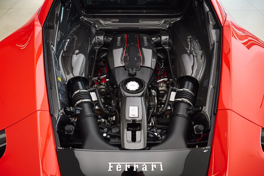 2019 Ferrari 488 Pista - Image 13 of 31