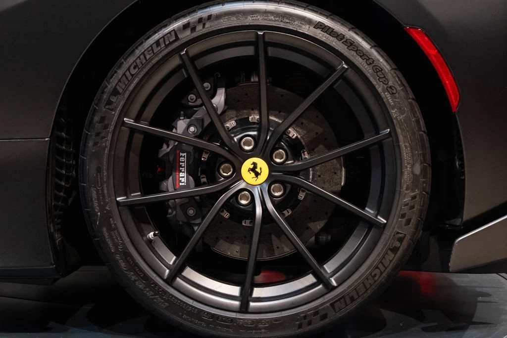 2019 Ferrari 488 Pista - Image 14 of 31