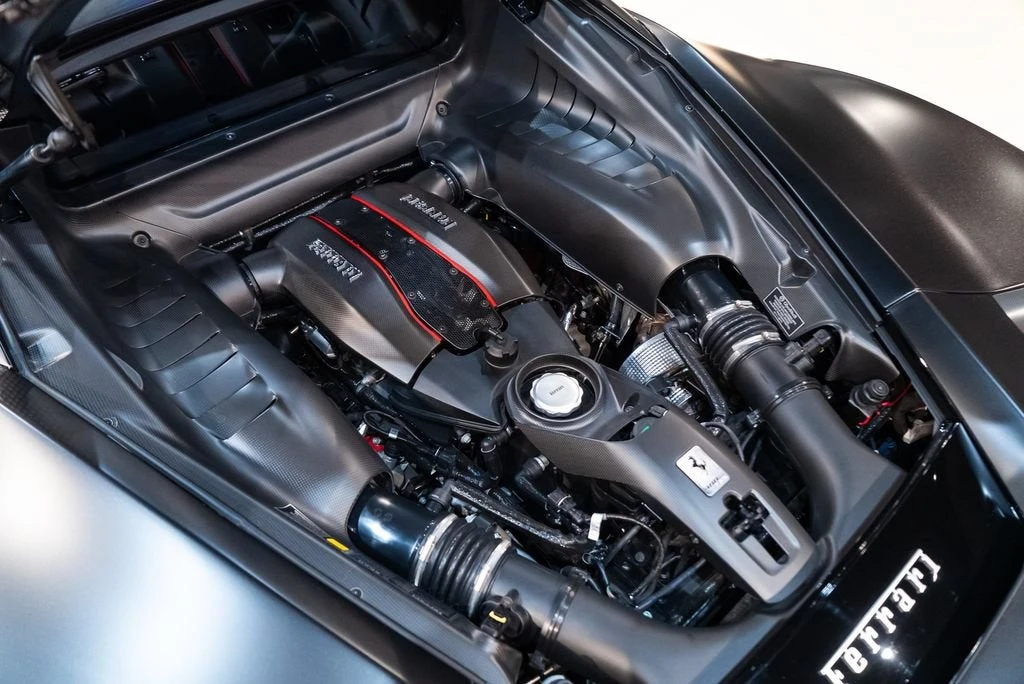 2019 Ferrari 488 Pista - Image 17 of 31