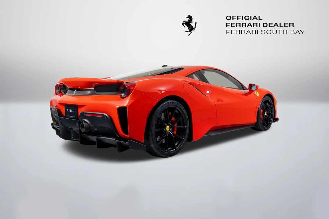 2019 Ferrari 488 Pista - Image 16 of 31