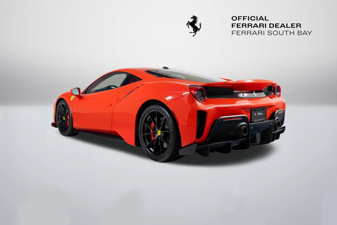 2019 Ferrari 488 Pista - Image 11 of 31