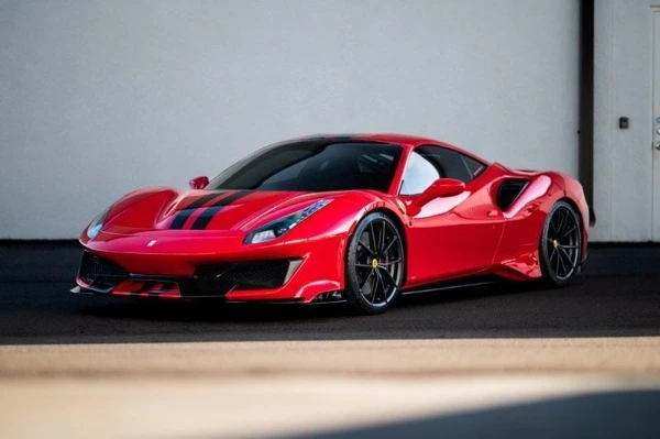 2019 Ferrari 488 Pista - Image 13 of 18