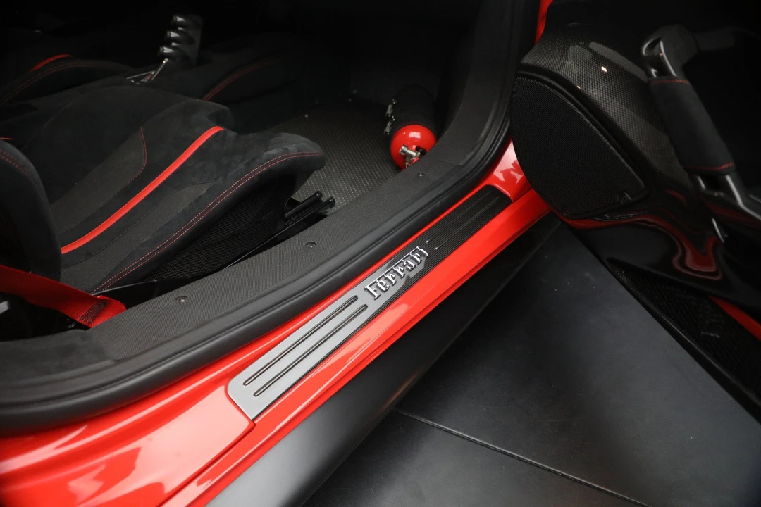 2019 Ferrari 488 Pista - Image 30 of 31