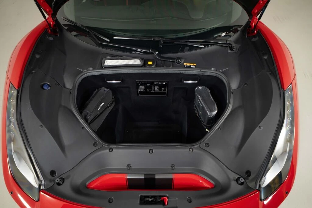 2019 Ferrari 488 Pista - Image 23 of 31